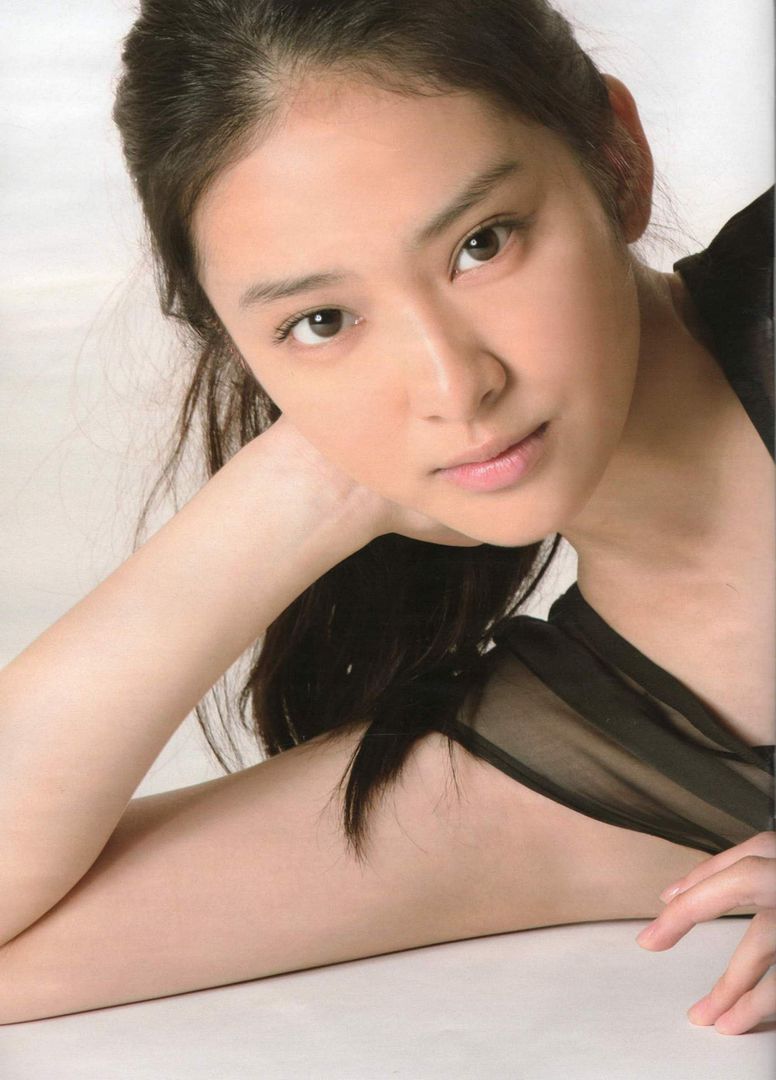 Nao Kanzaki And A Few Friends Emi Takei 2012 Magazine